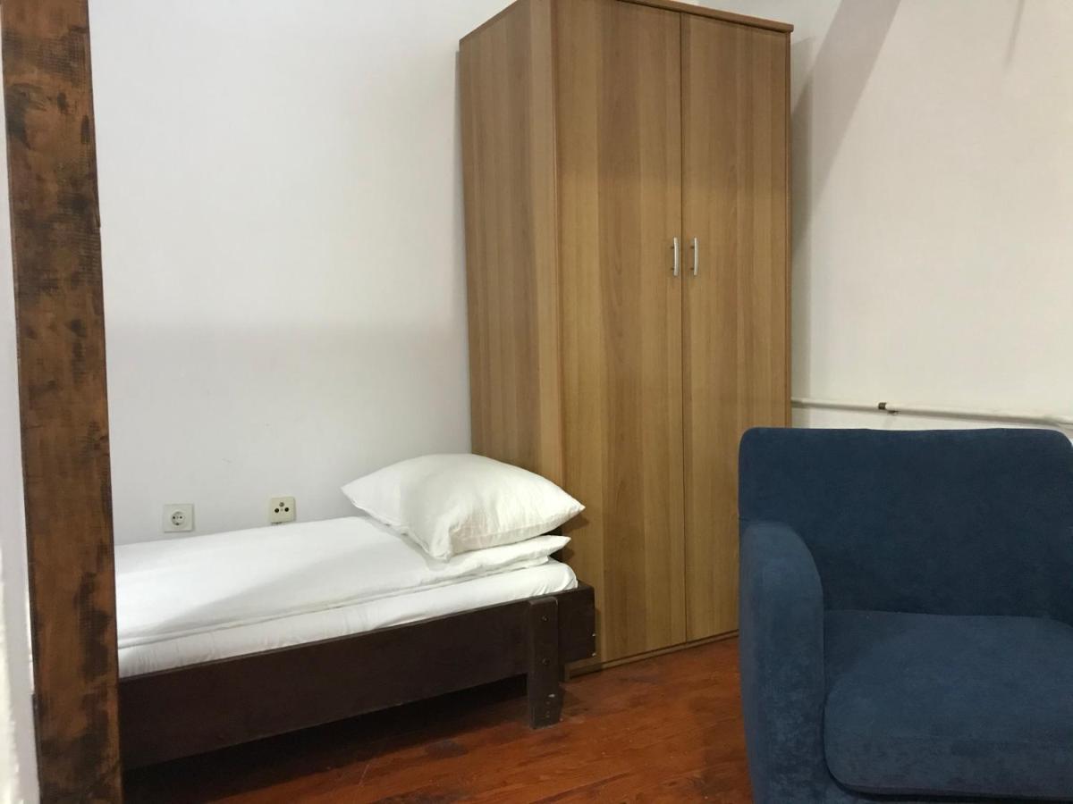 Apartmani Kosuta Tjentiste Ngoại thất bức ảnh