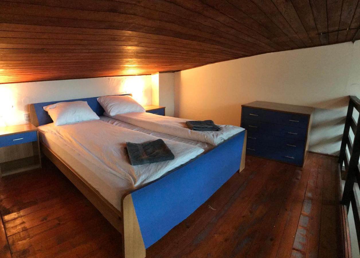 Apartmani Kosuta Tjentiste Ngoại thất bức ảnh